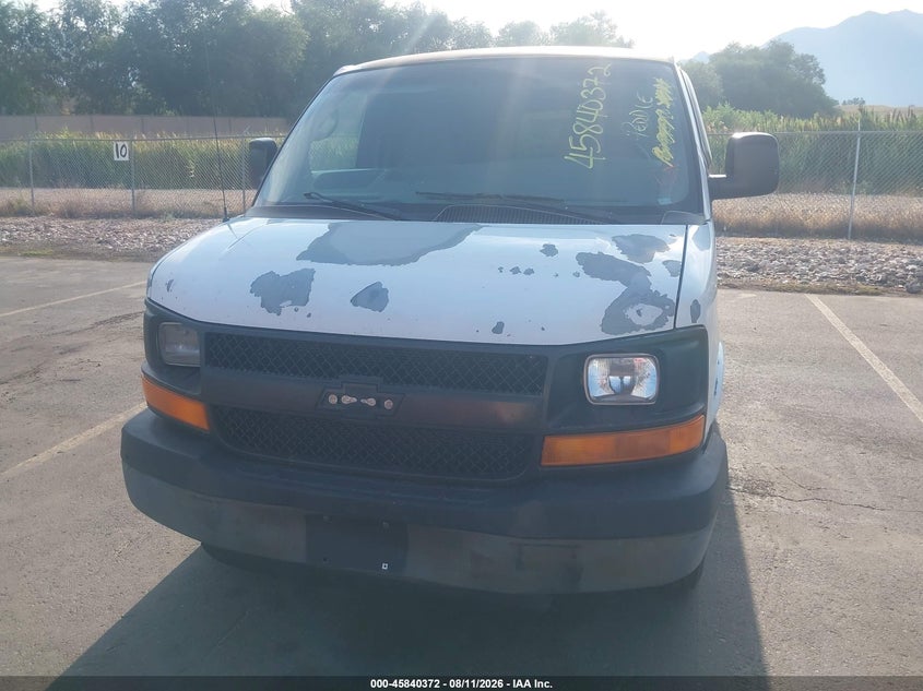 2005 CHEVROLET EXPRESS auction photo 6