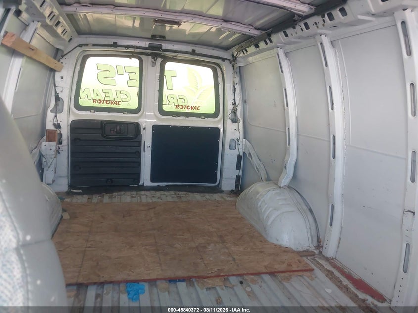 2005 CHEVROLET EXPRESS auction photo 8