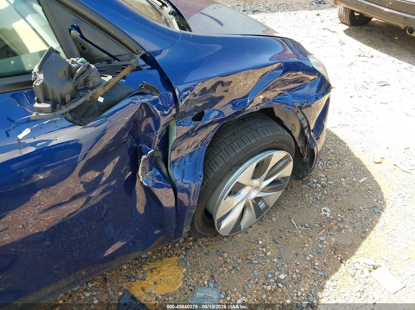2021 TESLA MODEL Y auction photo 6