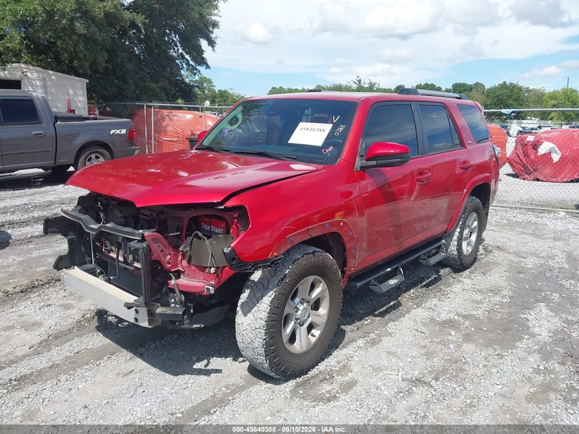 2022 TOYOTA 4RUNNER auction photo 2