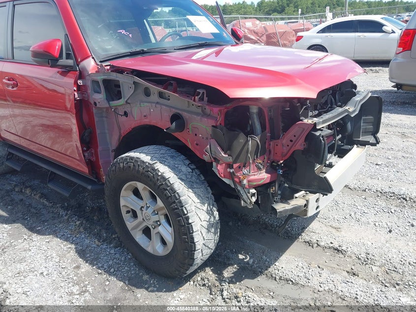 2022 TOYOTA 4RUNNER auction photo 6
