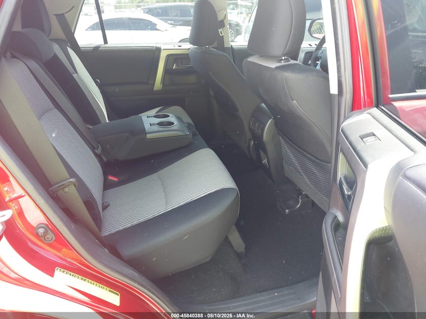 2022 TOYOTA 4RUNNER auction photo 8