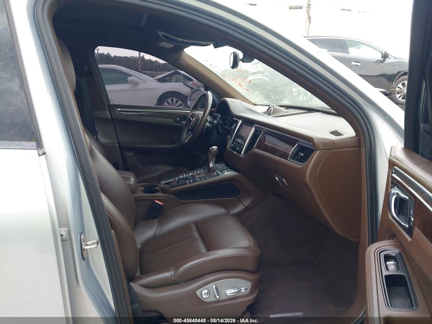 2016 PORSCHE MACAN auction photo 5