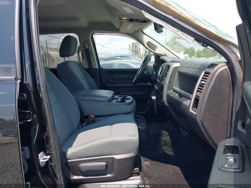 2014 RAM 1500 PICKUP 5.7L V-8 VVT, 395HP