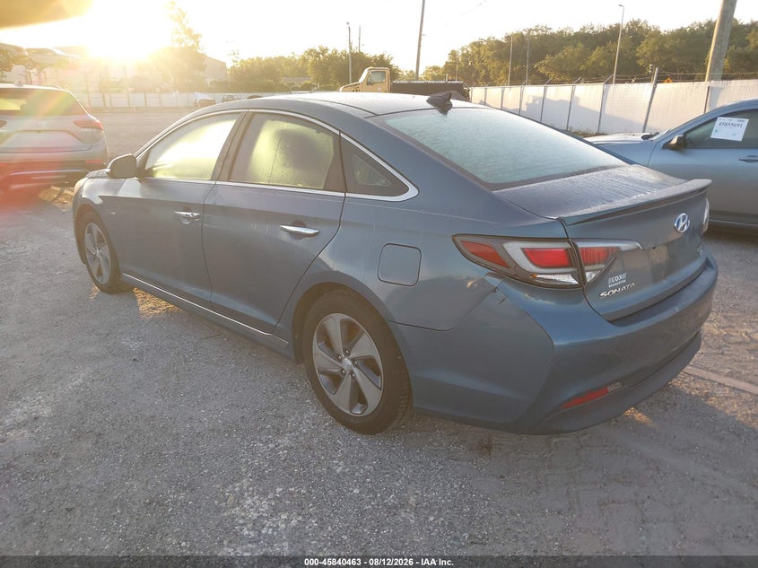 2016 HYUNDAI SONATA HYBRID auction photo 3