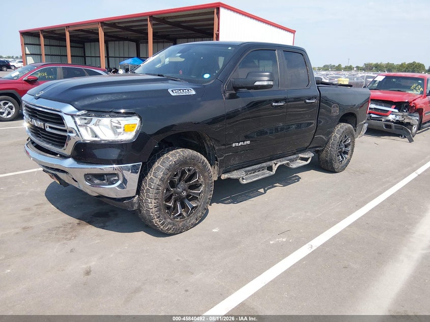 Vin: 1c6srfbt4ln258299, lot: 46339399, ram 1500 big horn  4x4 6'4 box 20202