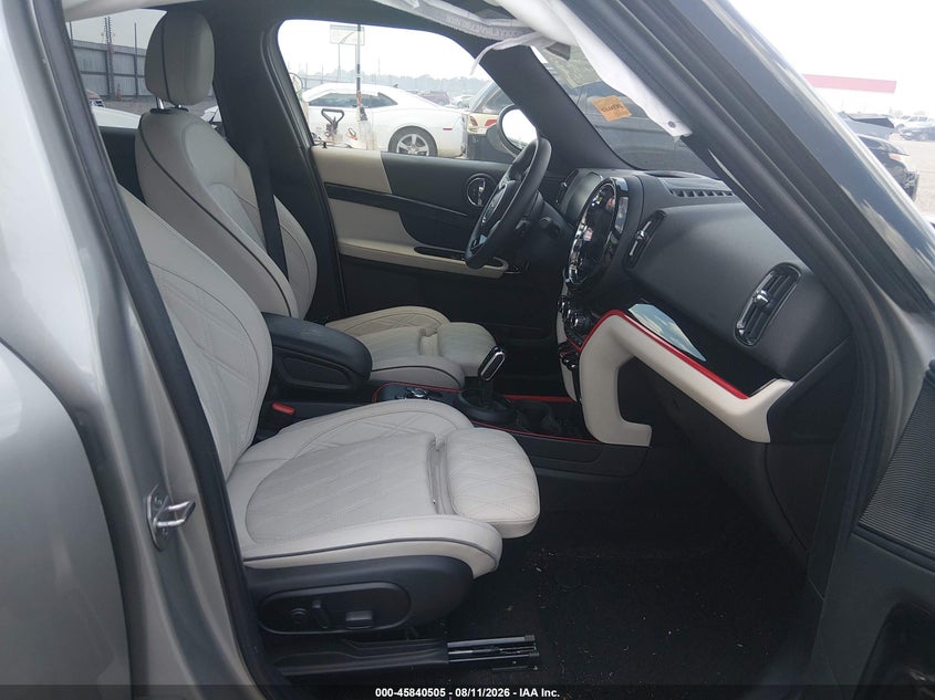 2023 MINI COUNTRYMAN auction photo 5