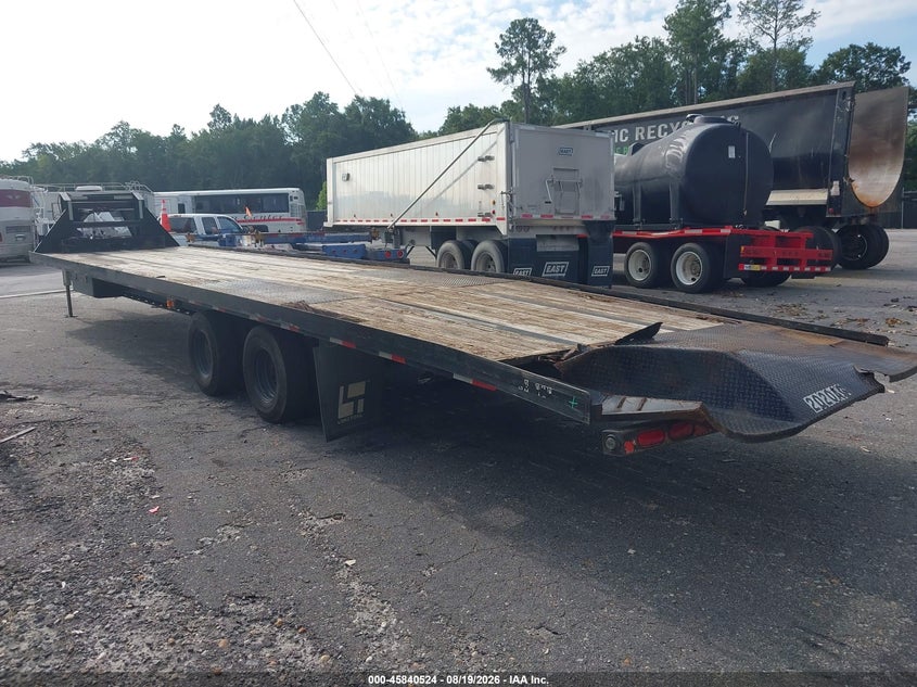 2024 LOAD TRAIL 40' FLATBED GOOSENECK auction photo 3