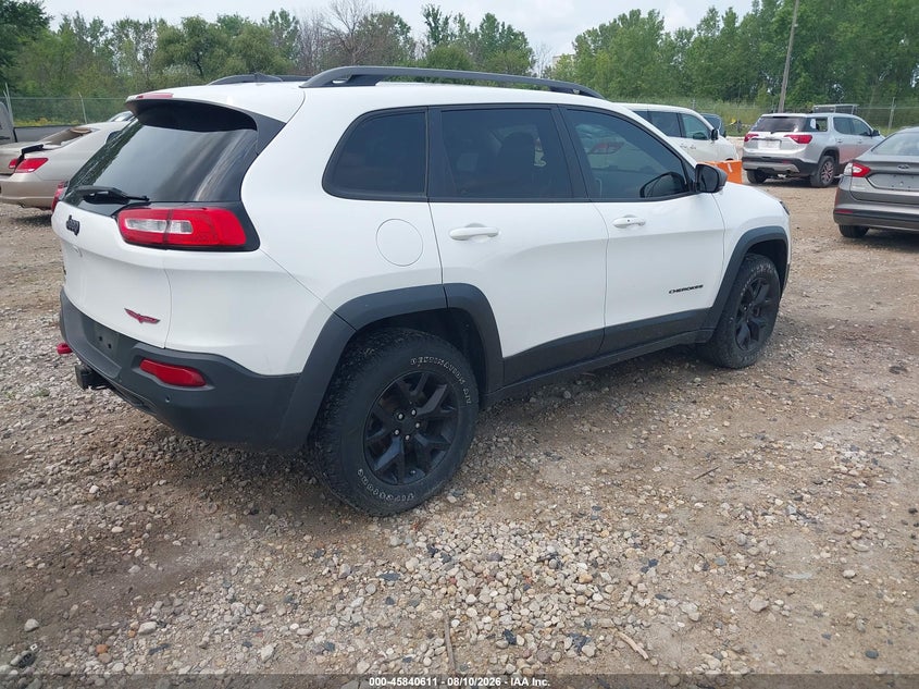 2018 JEEP CHEROKEE auction photo 4