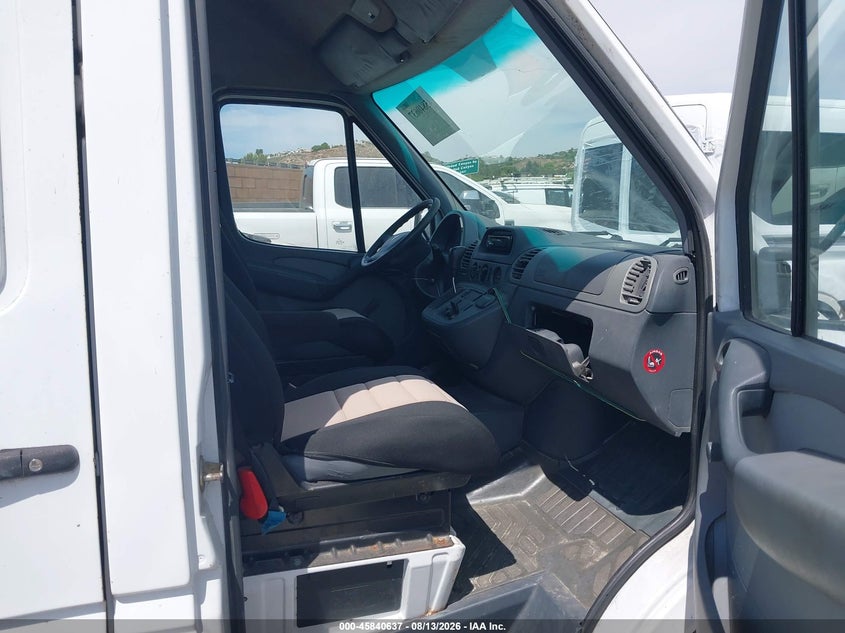 2004 DODGE SPRINTER VAN 2500 — zdjęcie 5