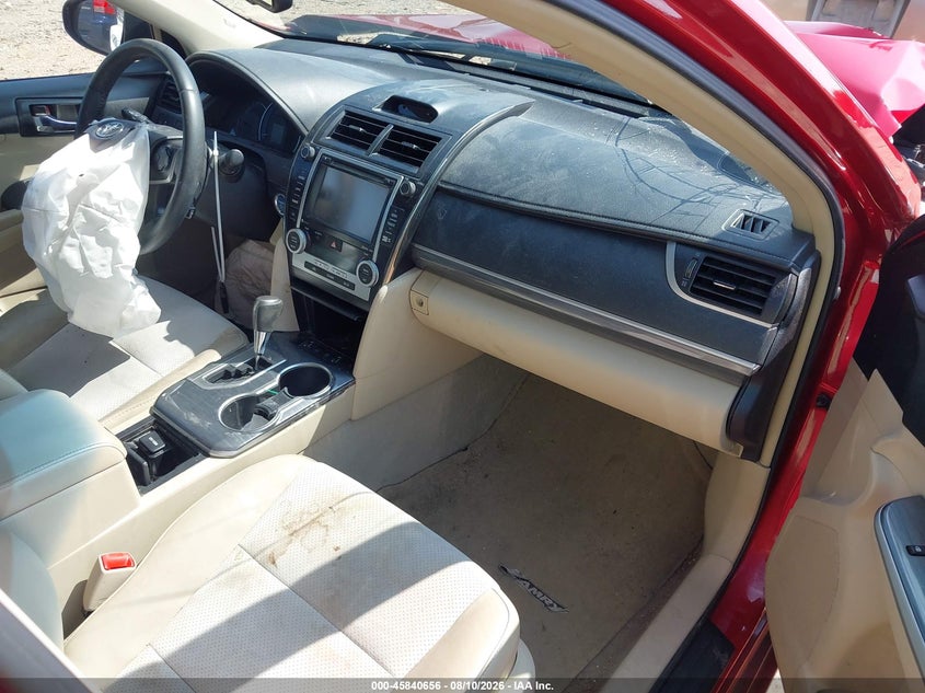 2014 TOYOTA CAMRY HYBRID auction photo 5