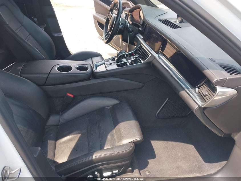 2018 PORSCHE PANAMERA auction photo 5