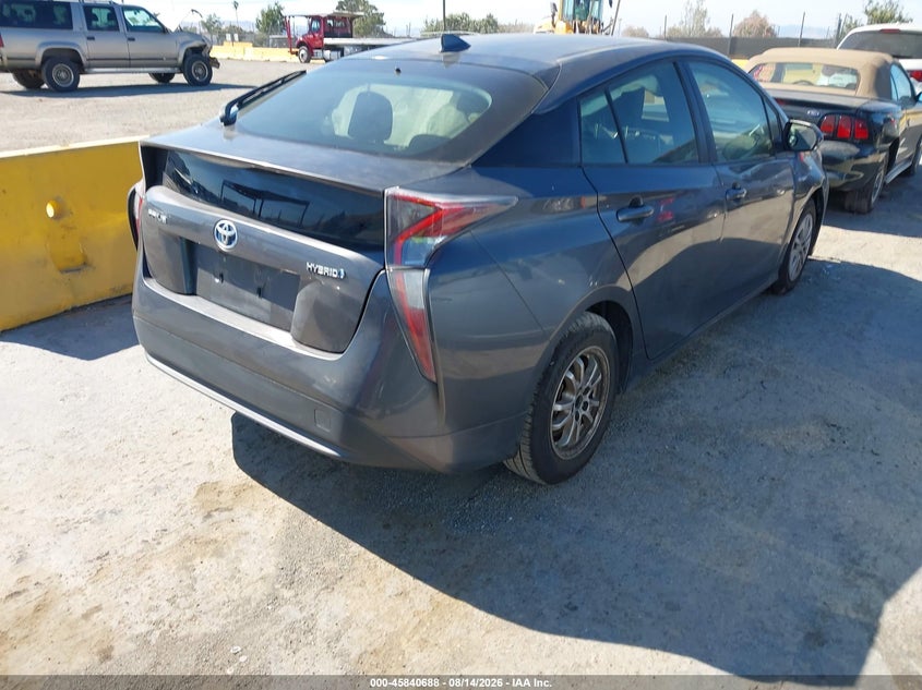 2017 TOYOTA PRIUS auction photo 4