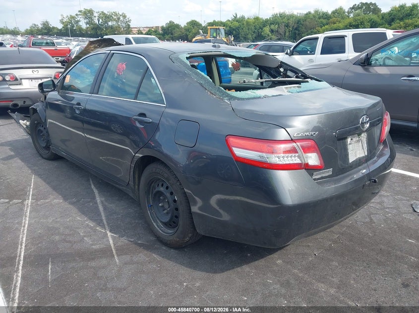 2011 TOYOTA CAMRY auction photo 3