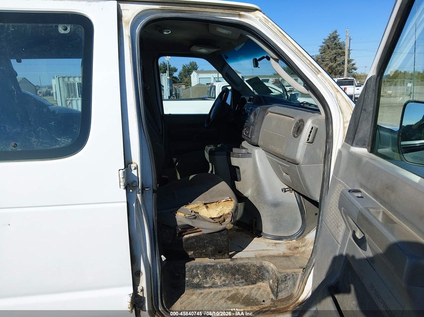 2010 FORD E-350 SUPER DUTY auction photo 5
