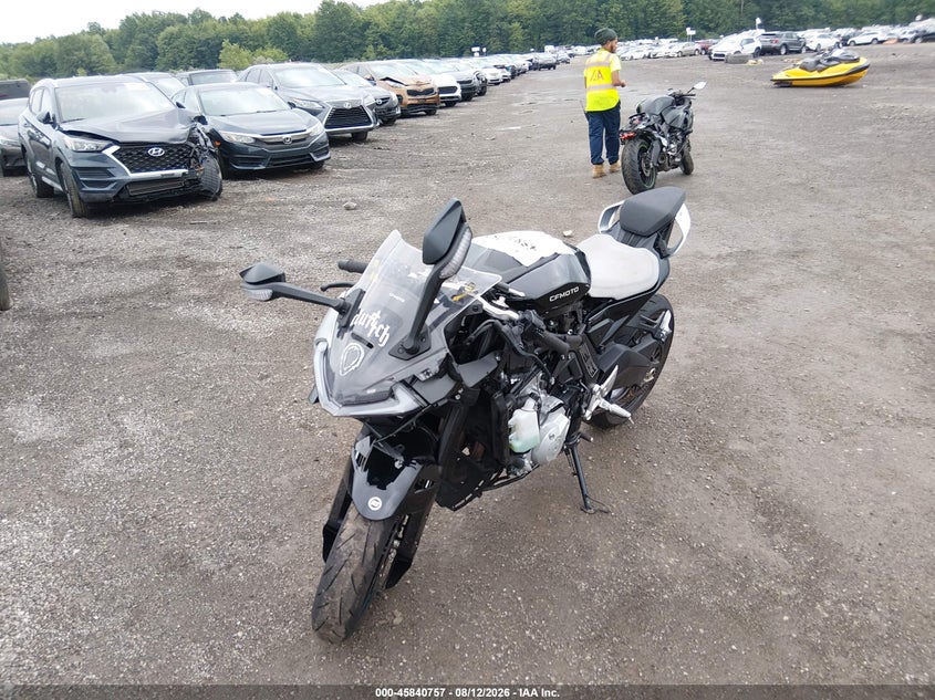 2026 CF MOTO 675SS auction photo 2