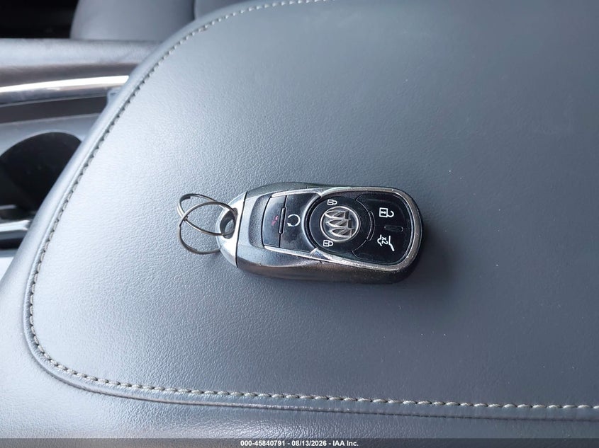 BUICK ENCLAVE 2019 VIN 5GAERBKW3KJ135786