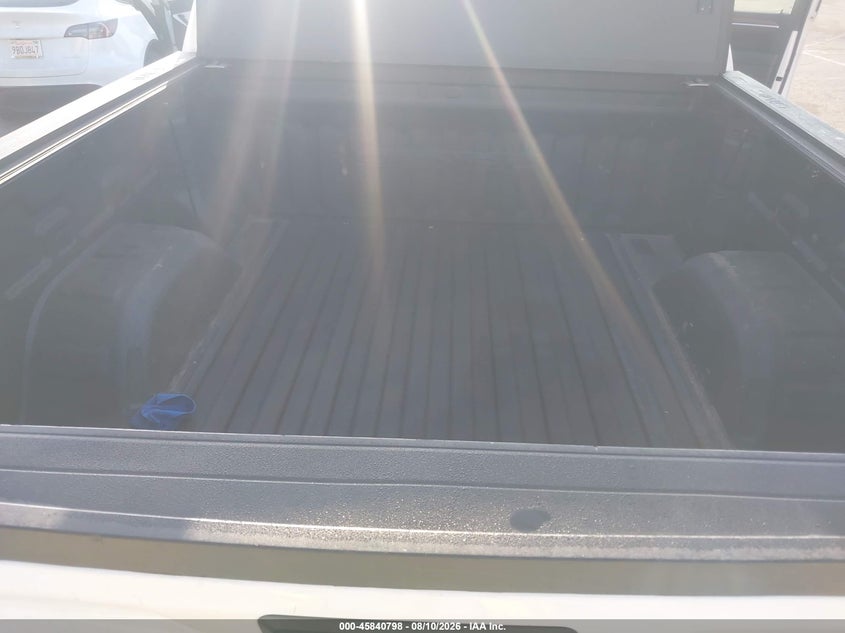 GMC SIERRA 1500 - zdjęcie 18