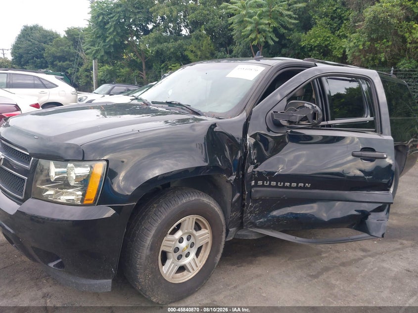 2007 CHEVROLET SUBURBAN LS · Фото 6