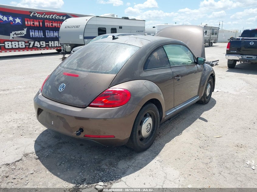 2014 VOLKSWAGEN BEETLE auction photo 4