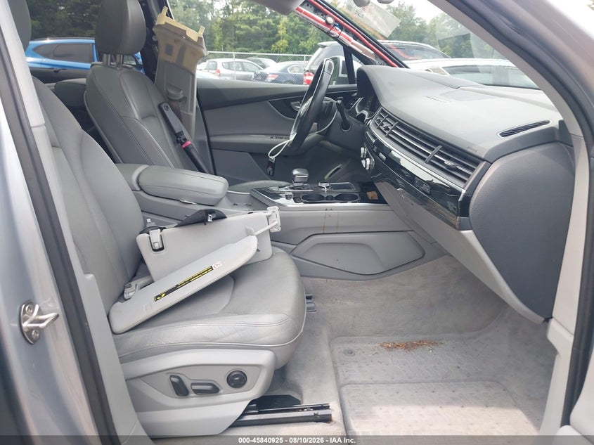 AUDI Q7 2017 VIN WA1VAAF77HD010312