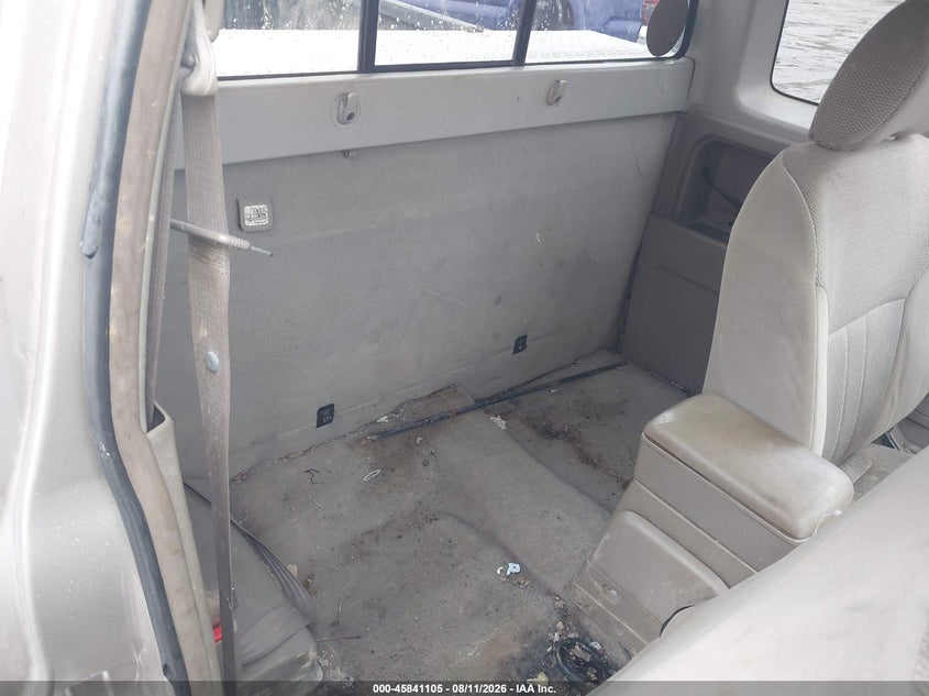 2004 NISSAN FRONTIER auction photo 8