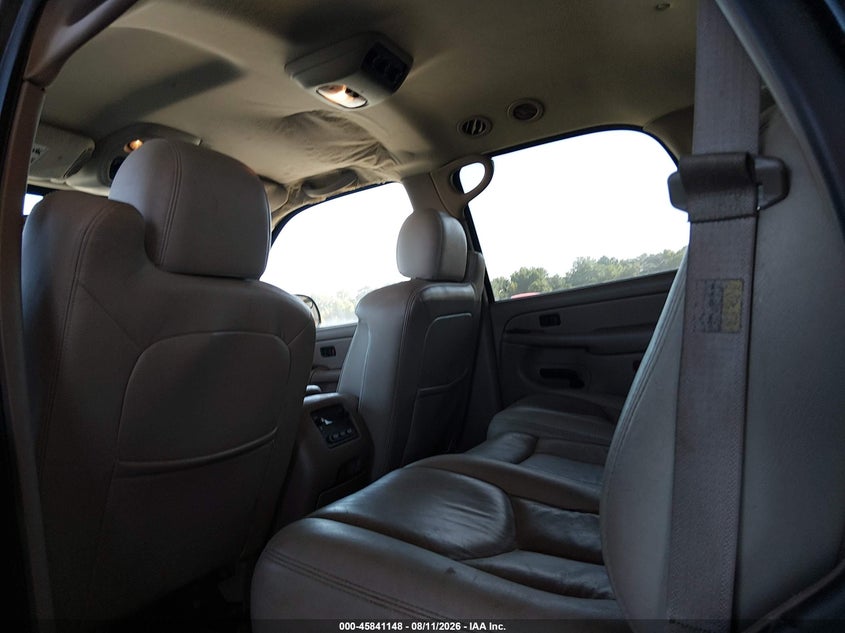 CHEVROLET TAHOE 2004 VIN 1GNEC13ZX4J290462