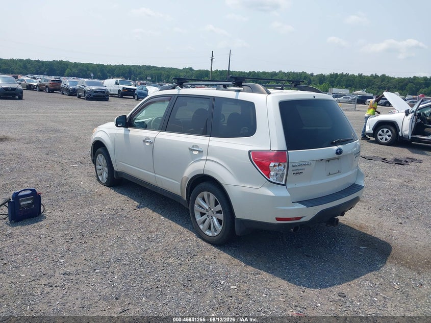 2011 SUBARU FORESTER auction photo 3