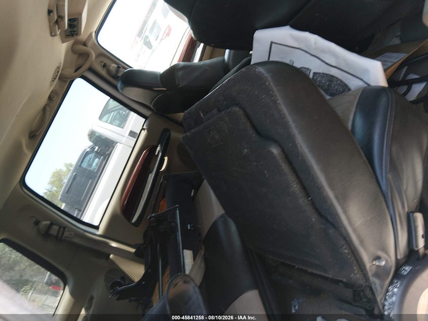 2005 FORD EXCURSION auction photo 8