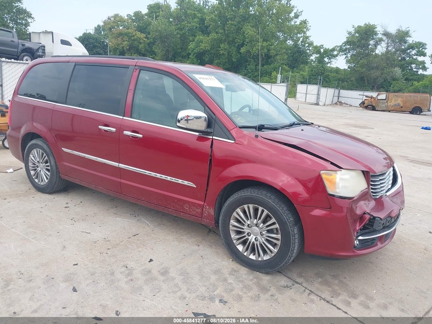 2013 Chrysler Town & Country Touring-L, Перёд, IAAI, VIN 2C4RC1CG5DR533924