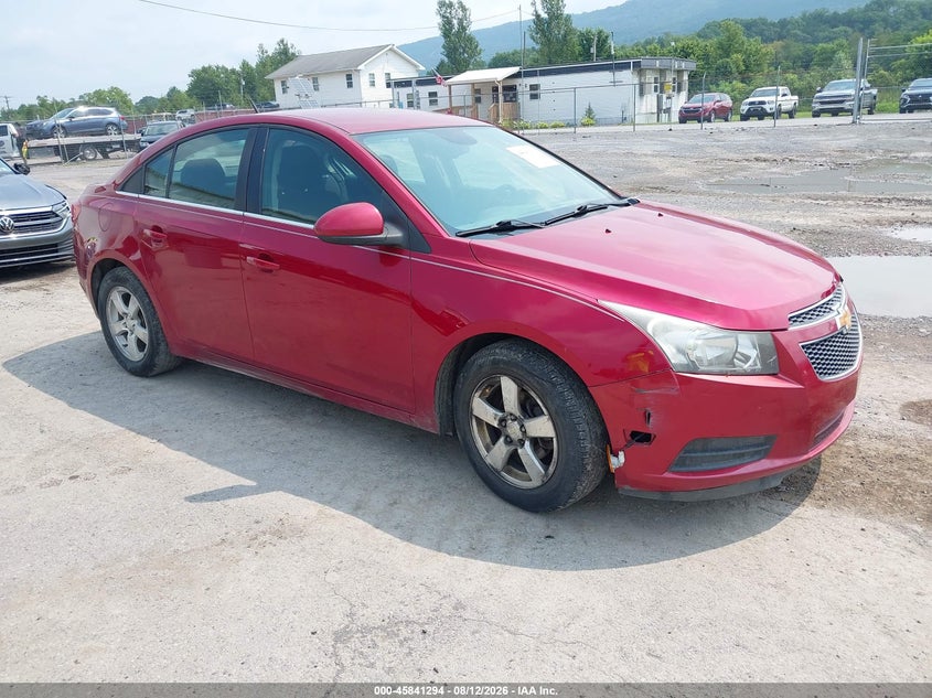 2013 CHEVROLET CRUZE auction photo 1