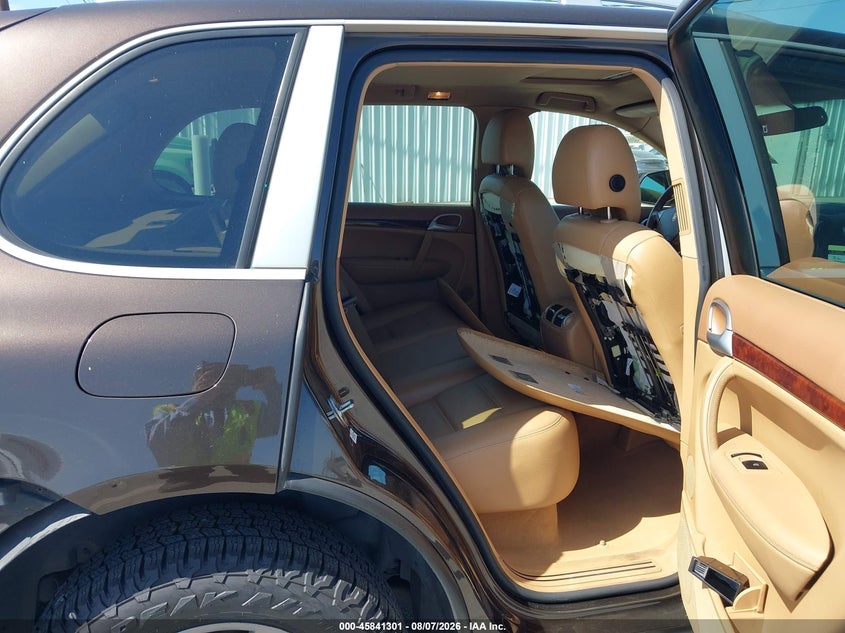PORSCHE CAYENNE 2010 VIN WP1AA2AP1ALA03660