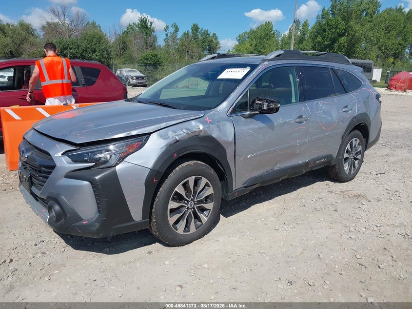 2025 SUBARU OUTBACK auction photo 2