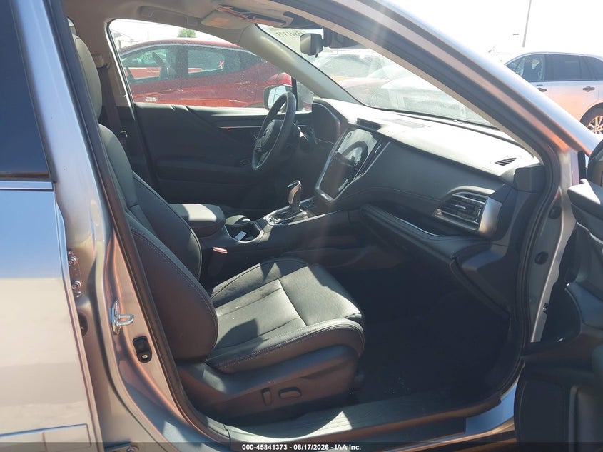 2025 SUBARU OUTBACK auction photo 5