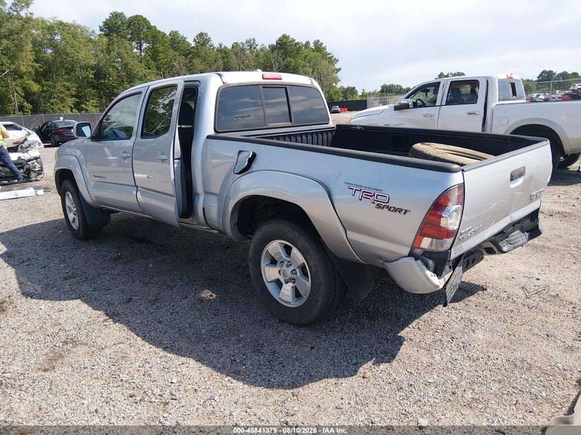 2010 TOYOTA TACOMA auction photo 3
