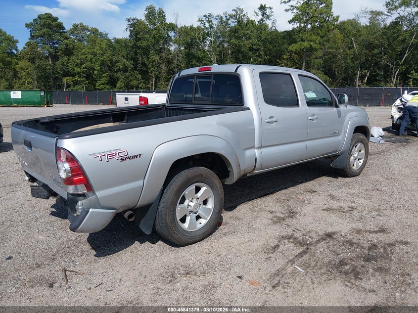 2010 TOYOTA TACOMA auction photo 4