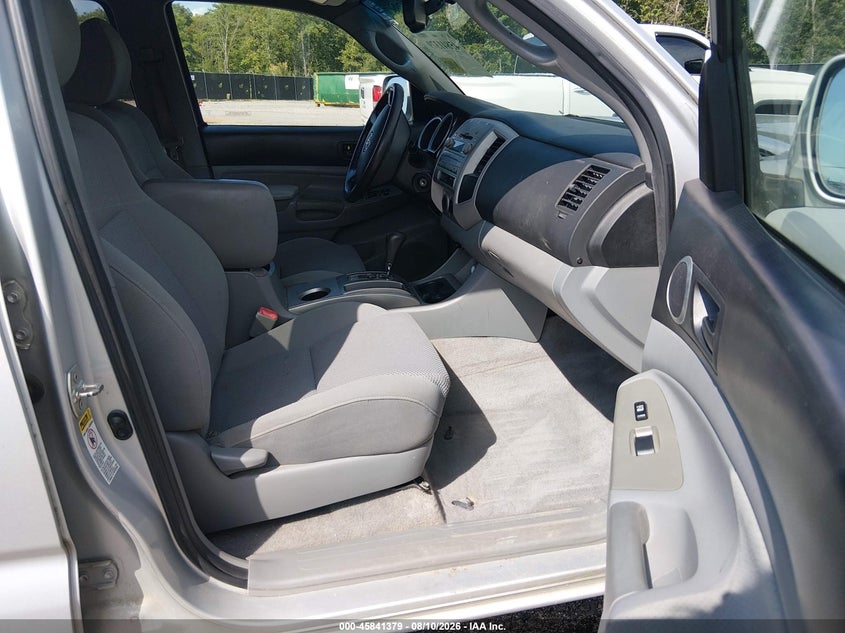 2010 TOYOTA TACOMA auction photo 5
