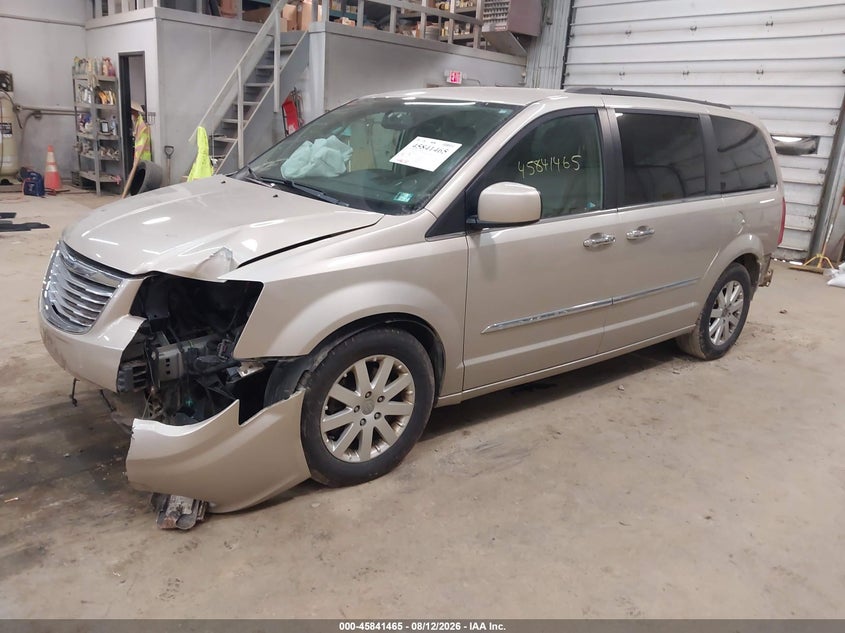 2016 Chrysler Town & Country Touring, Front End, IAAI, VIN 2C4RC1BG9GR120457 — photo 2