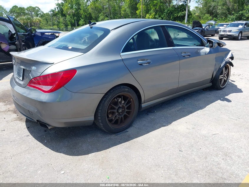 2014 MERCEDES-BENZ CLA 250 — zdjęcie 4