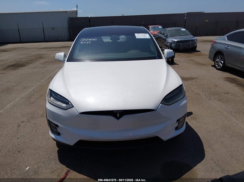 TESLA MODEL X - zdjęcie 13