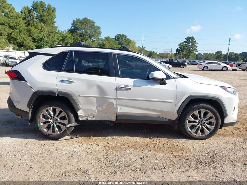 TOYOTA RAV4 - zdjęcie 14