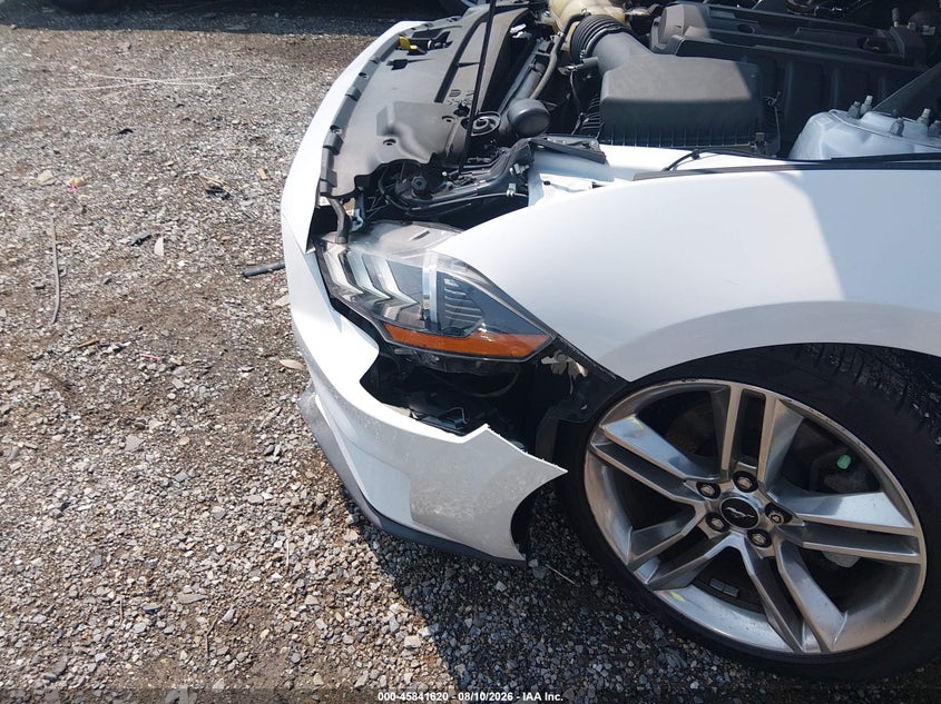 2020 FORD MUSTANG auction photo 6