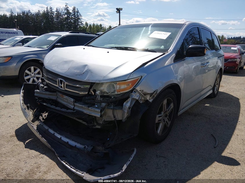 2013 Honda Odyssey, Front End, IAAI, VIN 5FNRL5H95DB022615 — photo 2