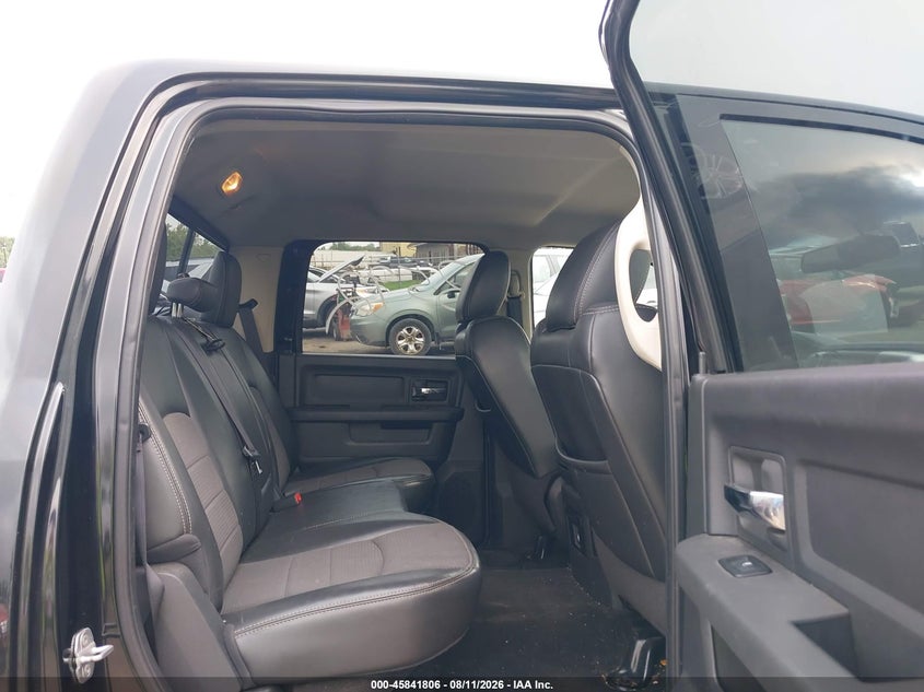 RAM RAM 1500 2011 VIN 1D7RV1CT2BS583592