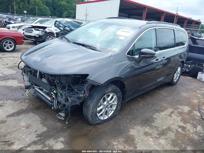 2022 Chrysler Pacifica, Front & Rear, IAAI, VIN 2C4RC1BG3NR188248 — photo 2