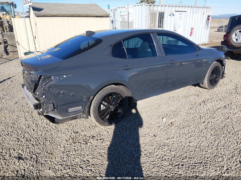 TOYOTA CAMRY - zdjęcie 4