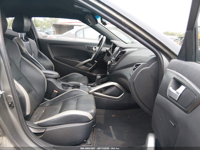 2016 HYUNDAI VELOSTER auction photo 5