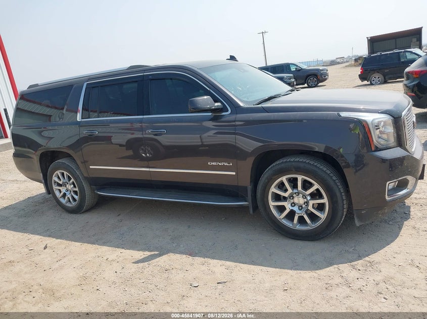 GMC YUKON XL - zdjęcie 13