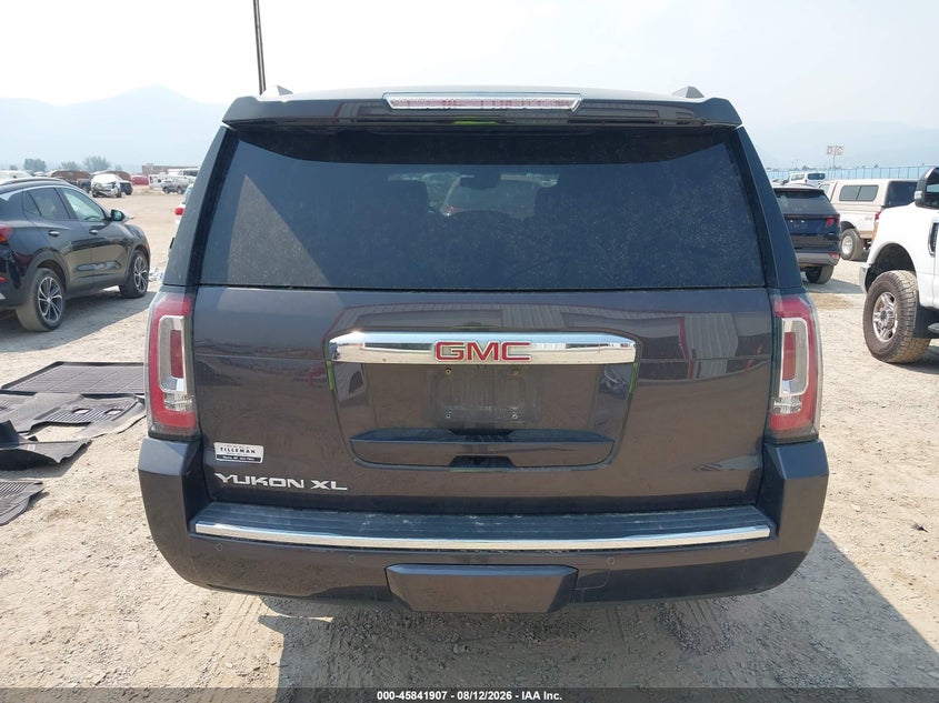 GMC YUKON XL - zdjęcie 16