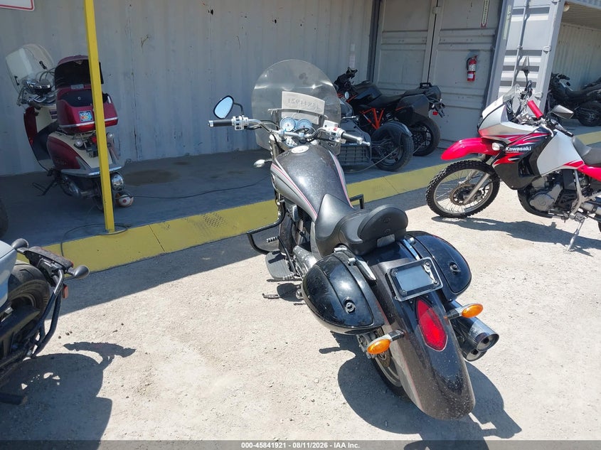 2006 VICTORY MOTORCYCLES KINGPIN auction photo 3